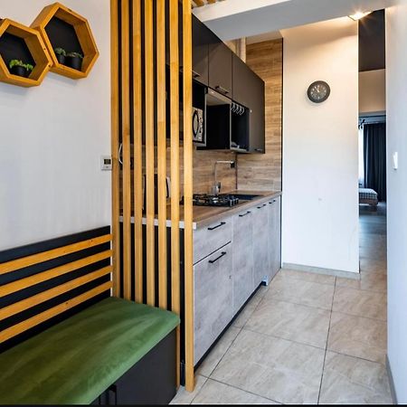 Vidfort Таманська7 Lviv Eksteriør billede