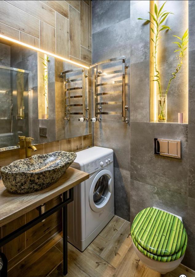 Vidfort Таманська7 Lviv Eksteriør billede